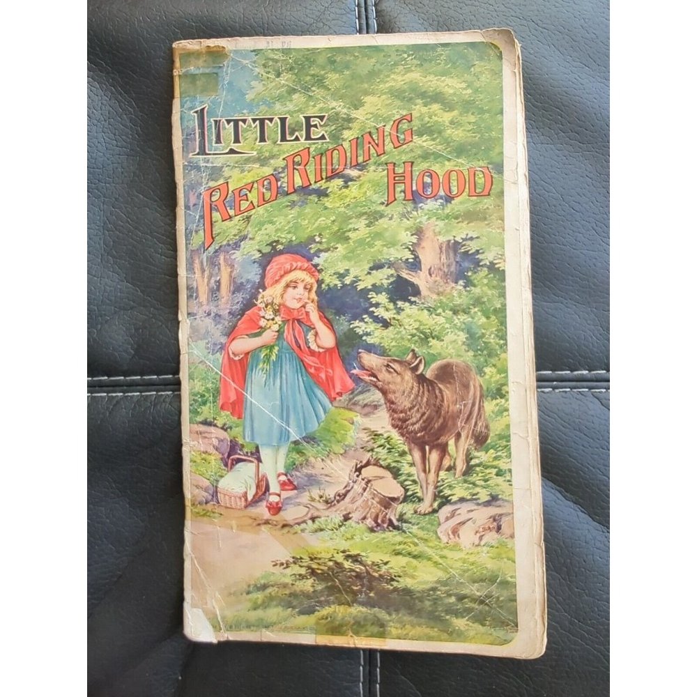 1919 LITTLE RED RIDING-HOOD by the SAALFIELD Publishing Co. Akron Ohio Softcover